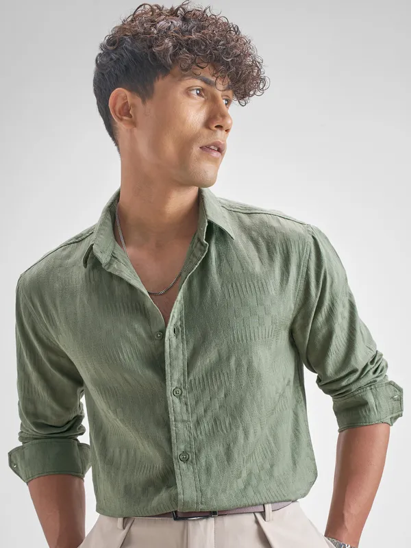 Highlander Men Green Self Design Relaxed Fit Casual Shirt
