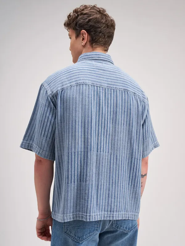 Highlander Men Blue Self Design Boxy Fit Casual Shirt