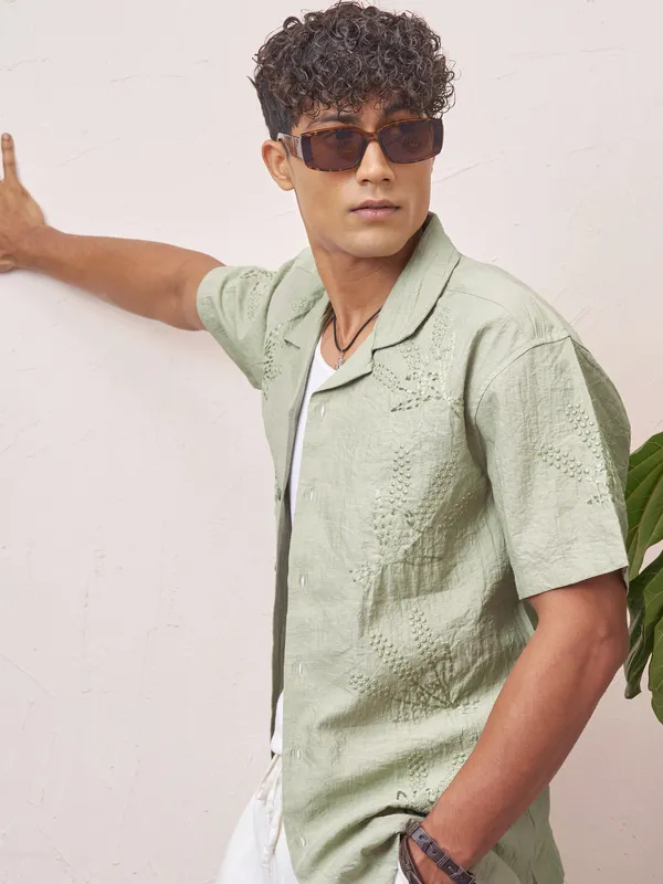 Highlander Men Green Self Design Relaxed Fit Casual Shirt