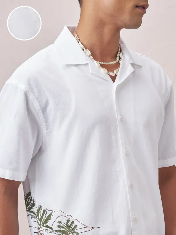 Highlander Men White Embroidered Relaxed Fit Casual Shirt