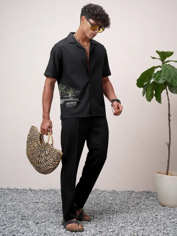 Highlander Men Black Embroidered Relaxed Fit Casual Shirt