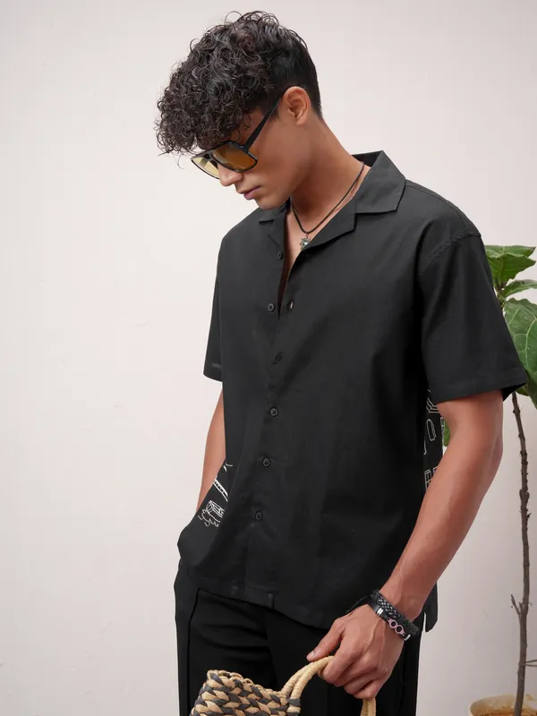 Highlander Men Black Embroidered Relaxed Fit Casual Shirt