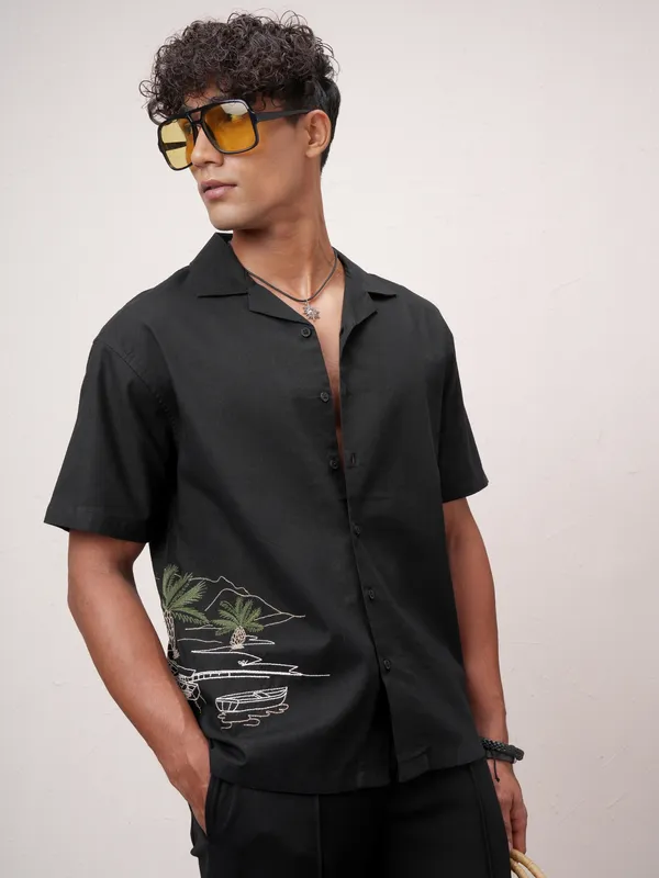 Highlander Men Black Embroidered Relaxed Fit Casual Shirt