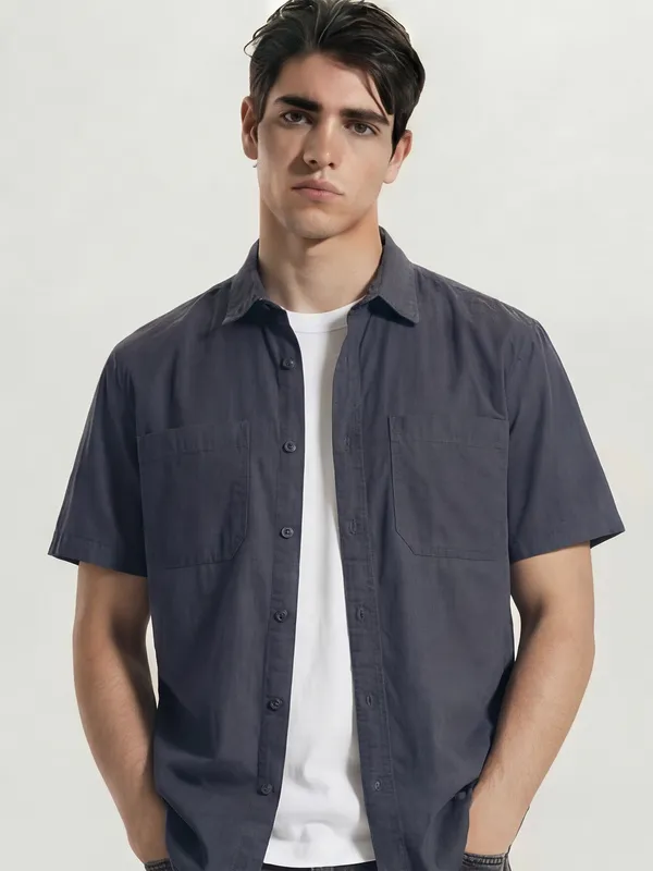 Highlander Men Blue Solid Relaxed Fit Casual Shirt