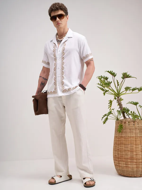 Men Regular Fit Casual Shirt