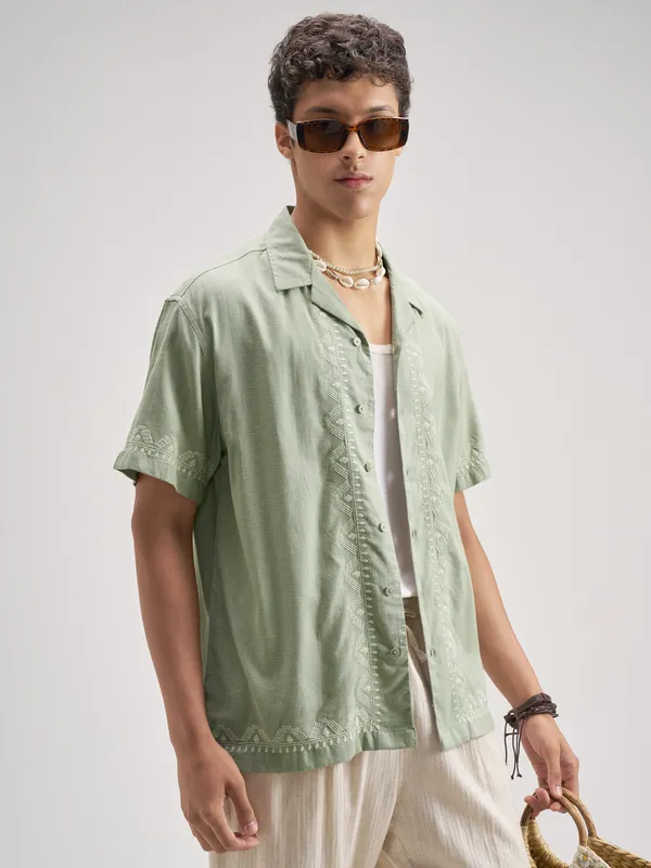Highlander Men Green Embroidered Relaxed Fit Casual Shirt
