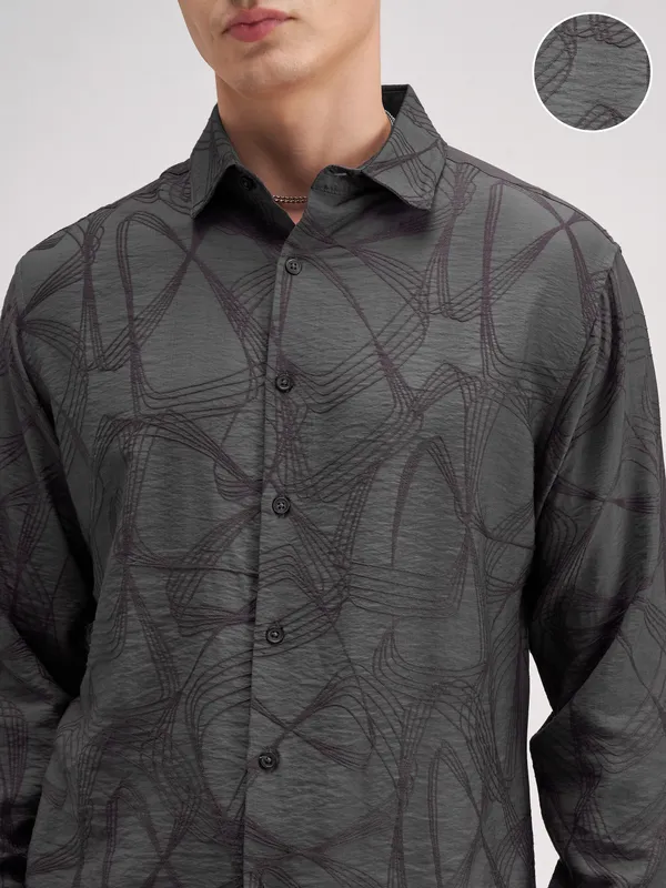Highlander Men Grey Self Design Slim Fit Casual Shirt
