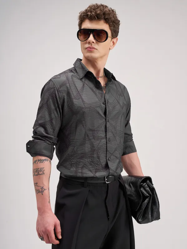 Highlander Men Grey Self Design Slim Fit Casual Shirt