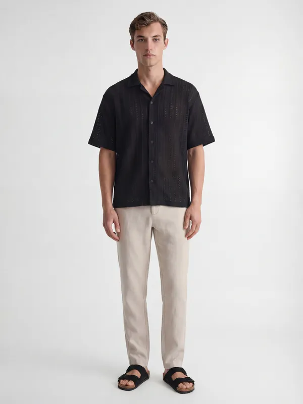 Highlander Men Black Self Design Relaxed Fit Casual Shirt