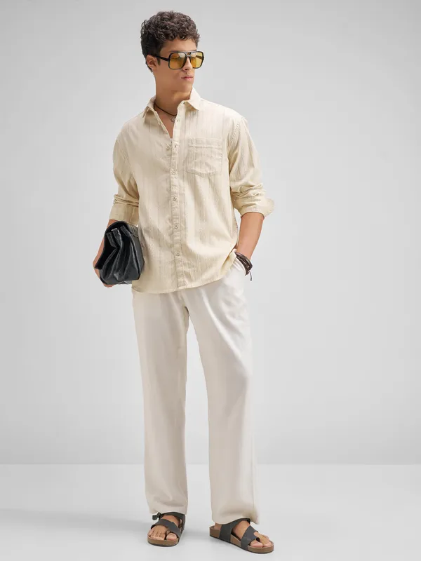 Men Regular Fit Casual Shirt