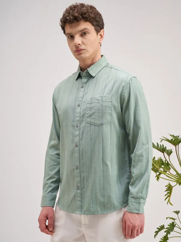 Highlander Men Green Striped Regular Fit Casual Shirt