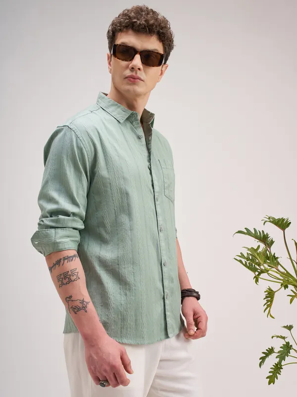 Highlander Men Green Striped Regular Fit Casual Shirt