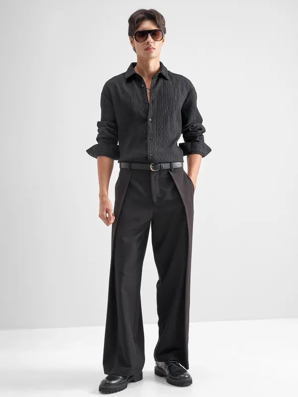 Highlander Men Black Self Design Regular Fit Casual Shirt