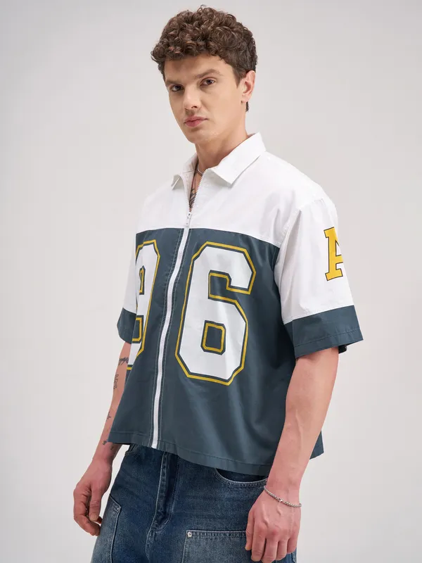 Highlander Men White Printed Boxy Fit Casual Shirt