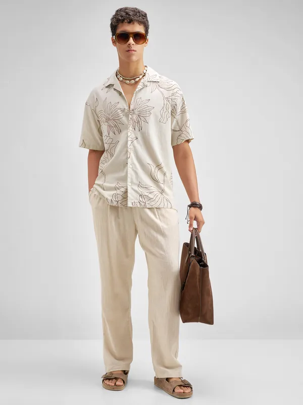 Men Relaxed Fit Casual Shirt