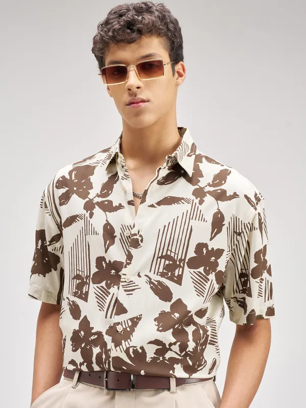 Highlander Men Brown Printed Relaxed Fit Casual Shirt