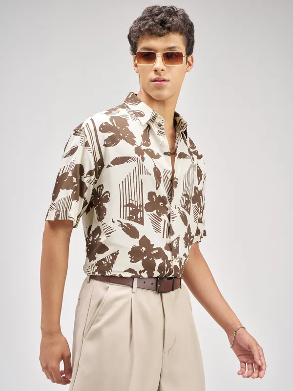 Highlander Men Brown Printed Relaxed Fit Casual Shirt