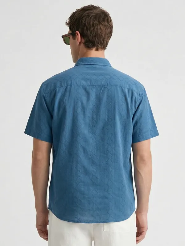 Highlander Men Blue Self Design Relaxed Fit Casual Shirt