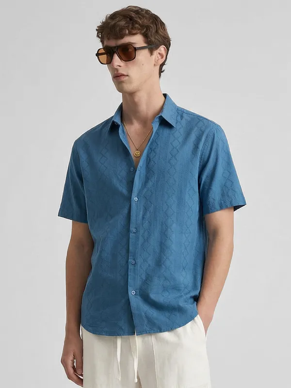 Highlander Men Blue Self Design Relaxed Fit Casual Shirt