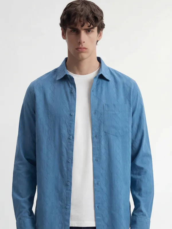 Highlander Men Blue Self Design Regular Fit Casual Shirt