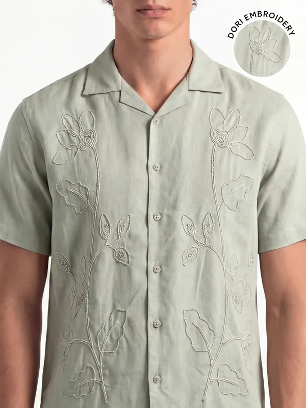 Highlander Men Green Embroidered Relaxed Fit Casual Shirt