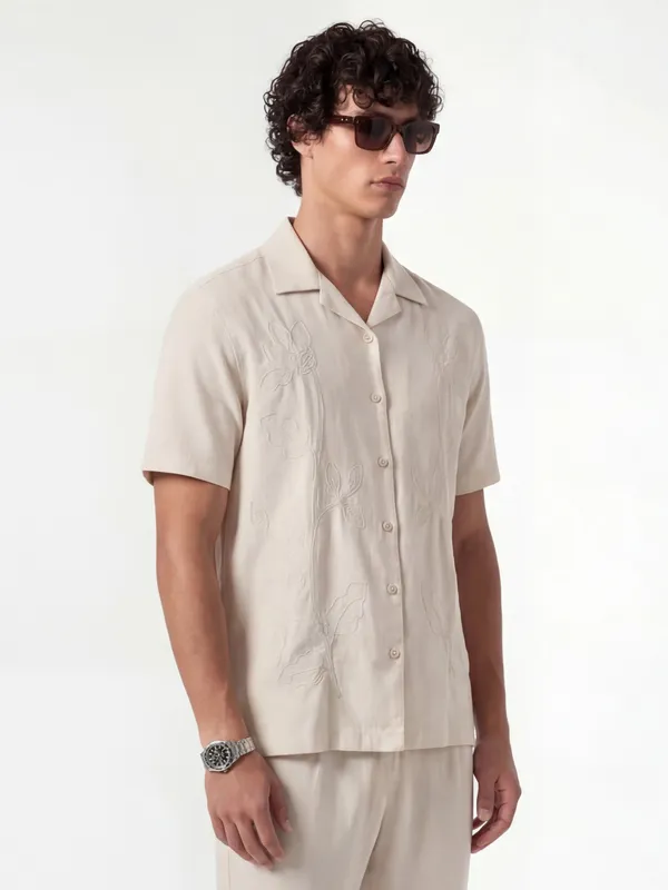 Highlander Men Beige Embroidered Relaxed Fit Casual Shirt