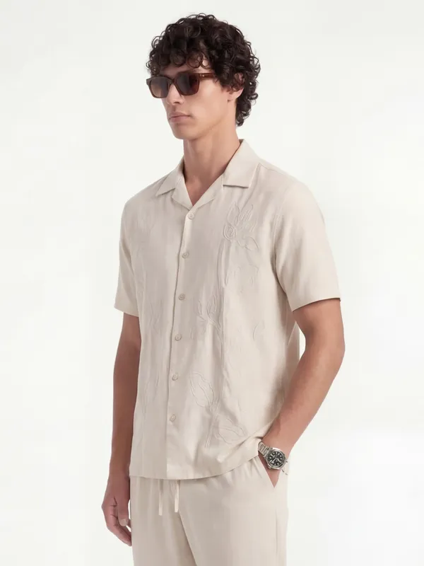 Highlander Men Beige Embroidered Relaxed Fit Casual Shirt