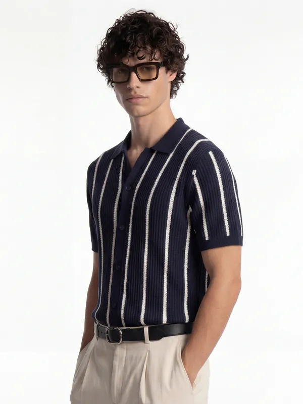 Highlander Men Navy Blue Self Design Relaxed Fit Casual Shirt