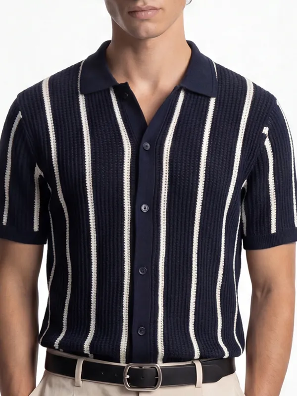 Highlander Men Navy Blue Self Design Relaxed Fit Casual Shirt