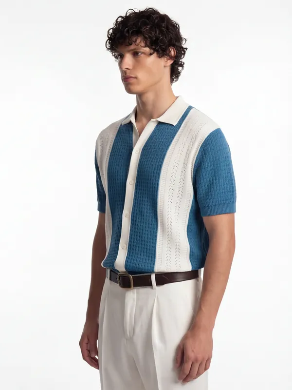 Highlander Men Blue Self Design Relaxed Fit Casual Shirt