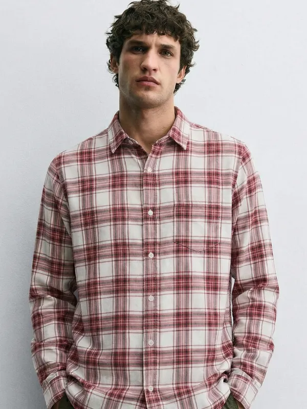 Highlander Men Blue Solid Relaxed Fit Casual Shirt