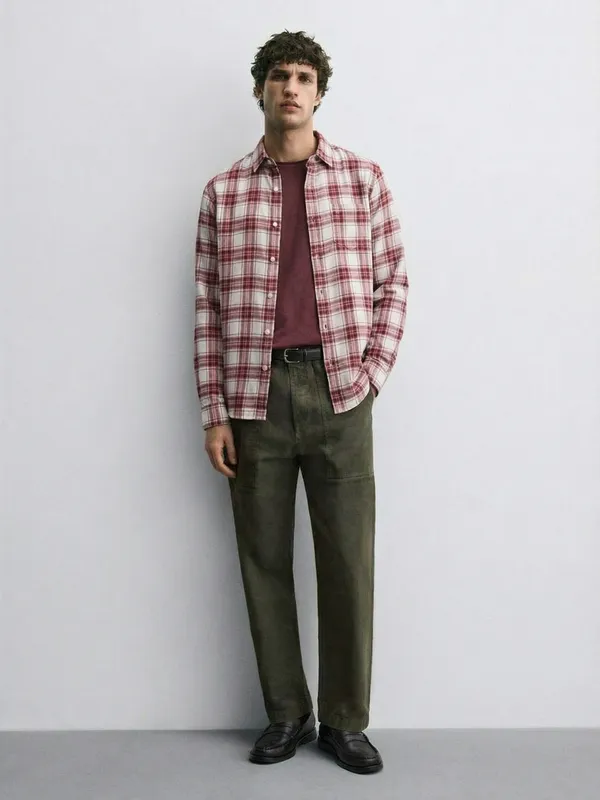 Highlander Men Red Checked Regular Fit Casual Shirt