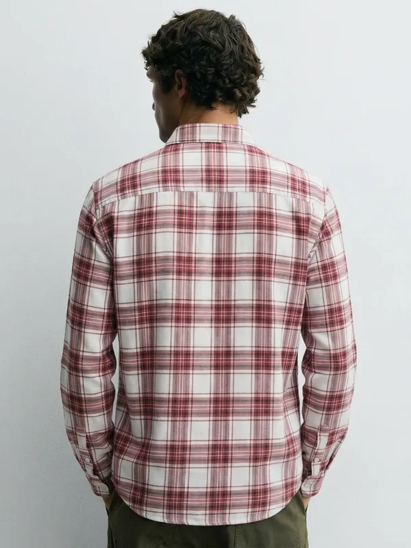 Highlander Men Red Checked Regular Fit Casual Shirt