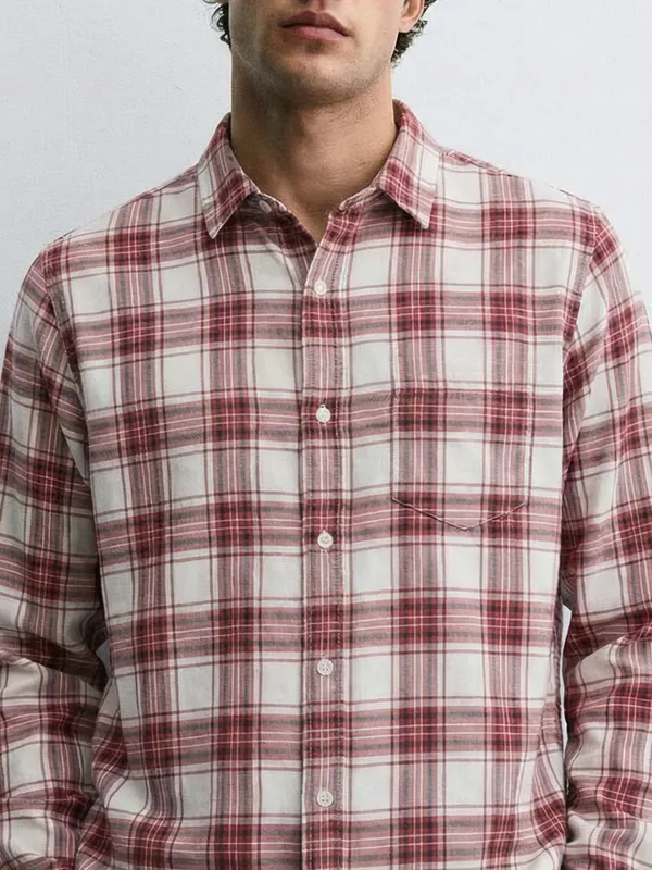 Highlander Men Red Checked Regular Fit Casual Shirt