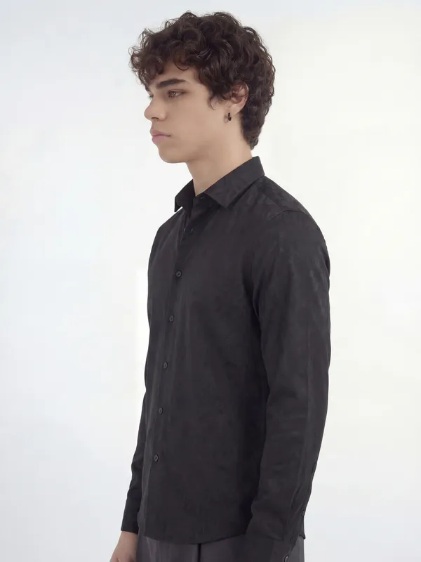 Highlander Men Black Self Design Slim Fit Casual Shirt