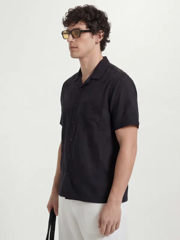 Men Relaxed Fit Casual Shirt