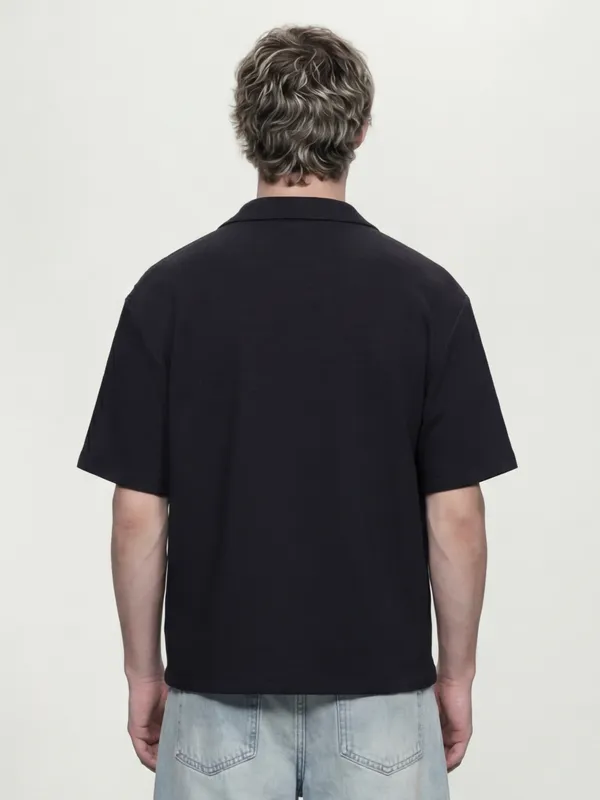 Highlander Men Black Solid Boxy Fit Casual Shirt