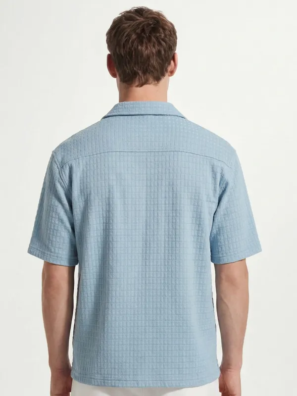 Highlander Men Blue Self Design Boxy Fit Casual Shirt