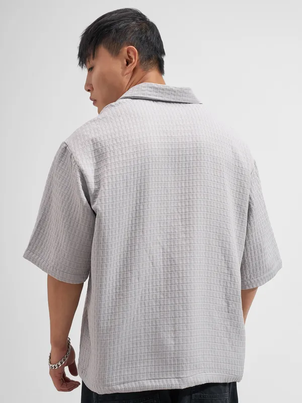 Highlander Men Grey Self Design Boxy Fit Casual Shirt