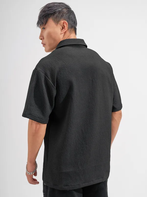 Highlander Men Black Solid Relaxed Fit Casual Shirt