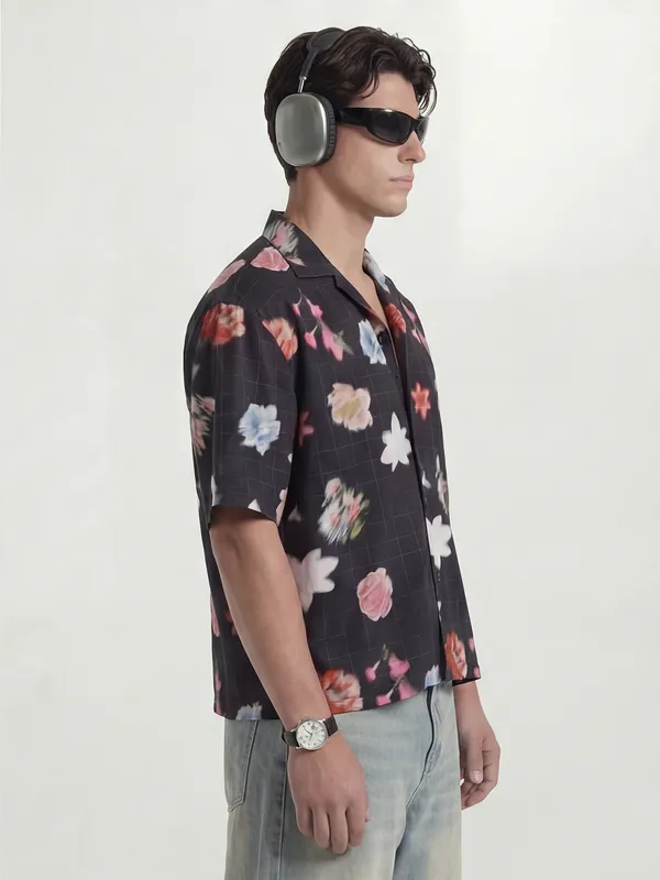 Highlander Men Black Printed Boxy Fit Casual Shirt