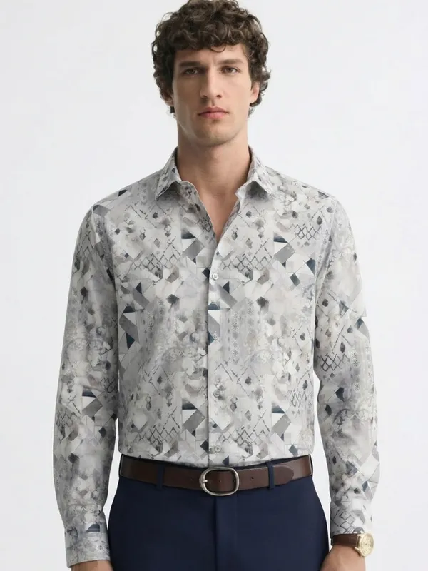 Highlander Men Grey Printed Slim Fit Casual Shirt