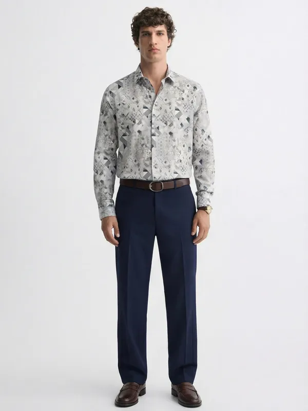 Highlander Men Grey Printed Slim Fit Casual Shirt