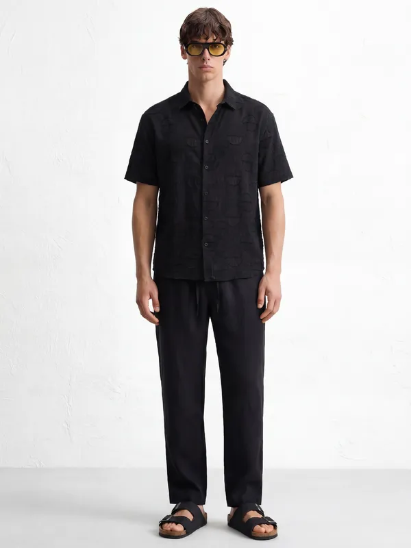 Highlander Men Black Self Design Relaxed Fit Casual Shirt