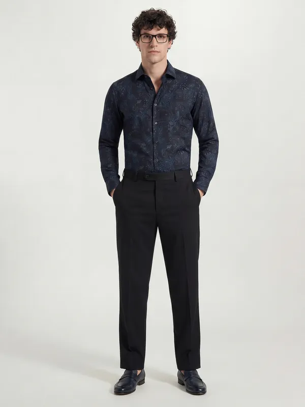 Highlander Men Navy Blue Printed Slim Fit Casual Shirt