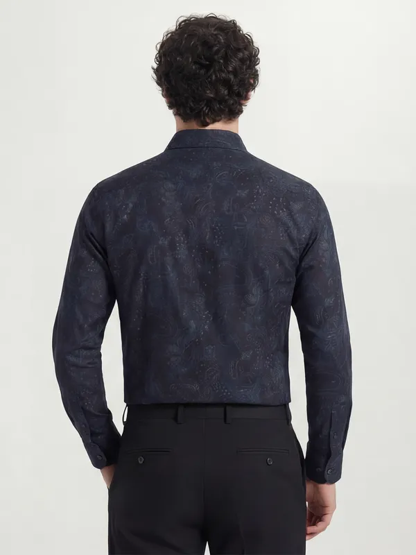 Highlander Men Navy Blue Printed Slim Fit Casual Shirt