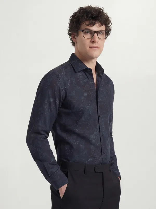 Highlander Men Navy Blue Printed Slim Fit Casual Shirt