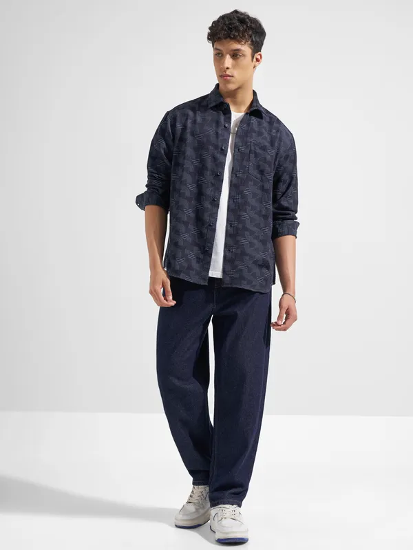 Highlander Men Navy Blue Self Design Relaxed Fit Casual Shirt