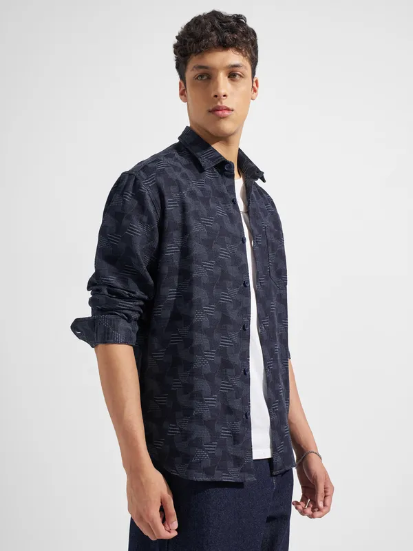 Highlander Men Navy Blue Self Design Relaxed Fit Casual Shirt