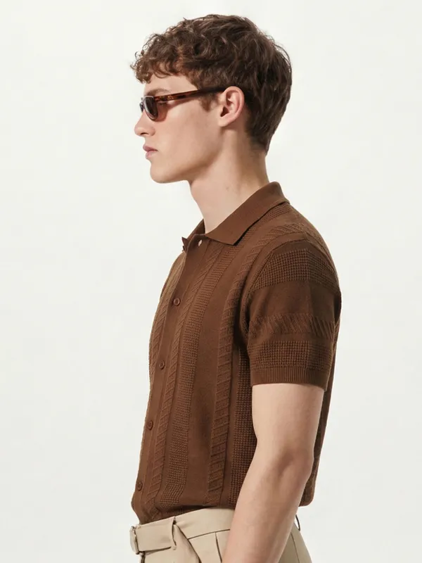 Highlander Men Brown Self Design Relaxed Fit Casual Shirt